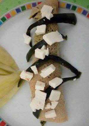 Una foto de Crepas de pechuga de pollo al cilantro