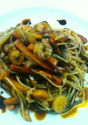 صورة لوصفة نوديلز صينى مع الصويا والروبيان و الخضر 🍝Shrimp Chinese Noodles,