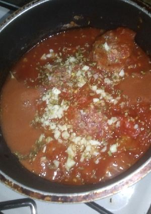 Una foto de Albóndigas rellenas en salsa