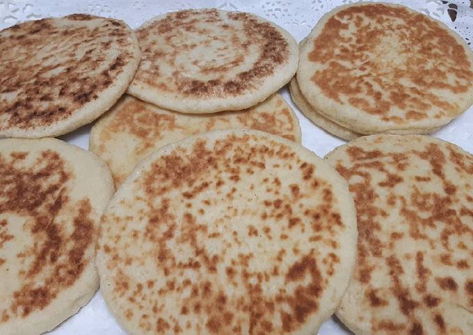 Pan marroquí casero esponjoso y sin horno Receta de Comida de Marruecos Con  Hakima - Cookpad