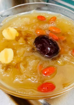 桃膠銀耳（雪耳）蓮子羹🥣宮鬥妃子の養顏聖品· 軟儒香甜滑順可口 的食譜成品照片