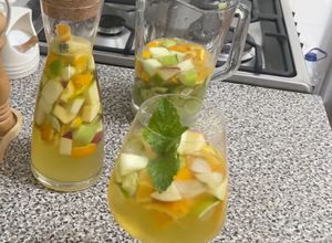 Foto de Sangria de vinho branco
