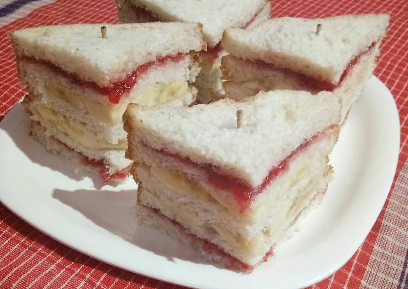 Banana jam sandwich