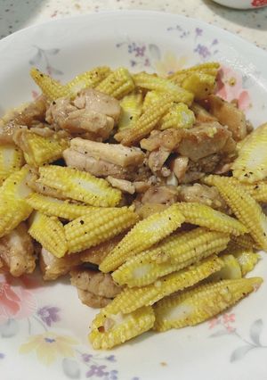 玉米筍炒雞肉 的食譜成品照片
