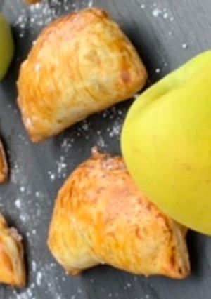 Une photo de Chaussons aux pommes