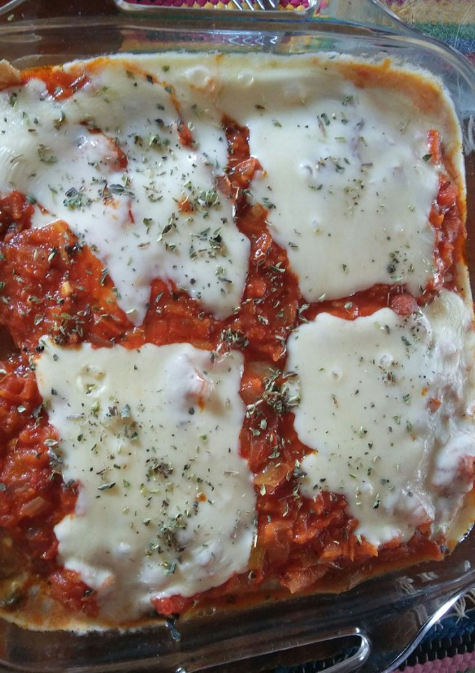 Una foto de Lasagna con harina integral, relleno de hojas de remolachas 😘😍