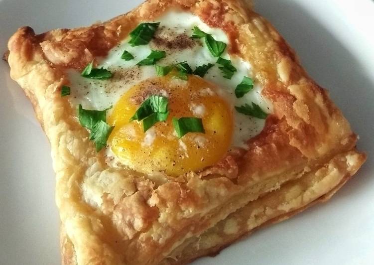 Puff Pastry Baked Eggs 🥚