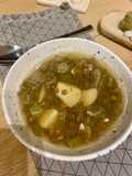 شوربة عدس بحامض لبنانية