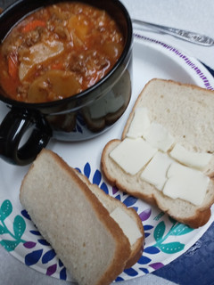A picture of Hamburger Stew with Bread and Butter Foldovers.