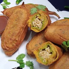 A picture of Noodles Mirch Pakora.
