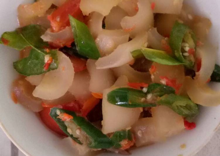Kikil Cabe Ijo Pedas