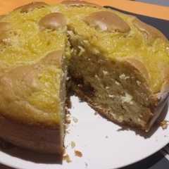 Una foto de Torta matera rellena de dulce de leche ! ♡