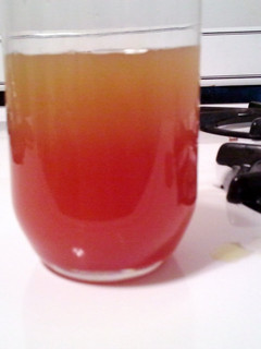 A picture of Amaretto sour.