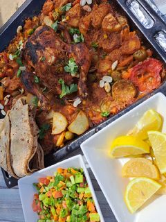 صورة لوصفة صينية خضار مع دجاجه محمرة...🍗