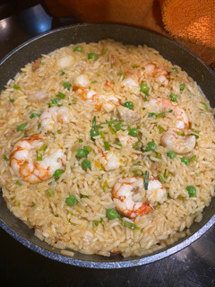 Una foto de Arroz con gambones