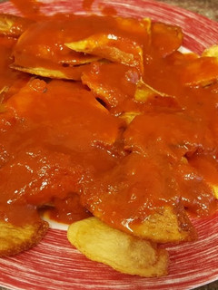 Una foto de Patatas a la brava a mi manera