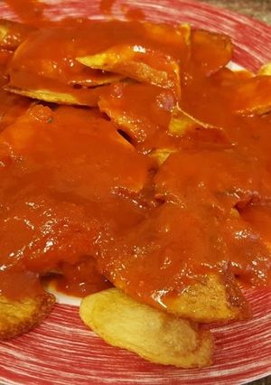 Una foto de Patatas a la brava a mi manera