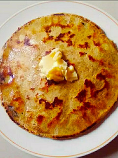 મસાલા રોટલો (Masala Rotlo Recipe In Gujarati) રેસીપી મુખ્ય ફોટો