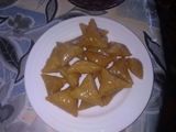 بريوات باللوز