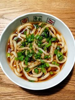 醬油清湯烏龍麵 的食譜成品照片