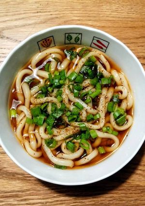 醬油清湯烏龍麵 的食譜成品照片