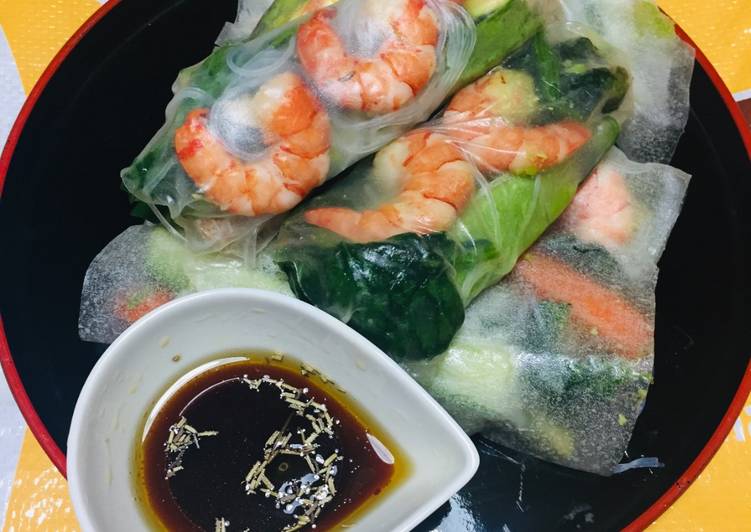 Vietnamese Rollitos Primavera Rellenos con Langostinos y Vegetales!