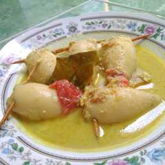 รูปของ 🐙 Cumi Kuah Santan Isi Tahu Telur 🐙