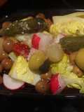 Ensalada de lechuga y rábanos
