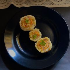 A picture of Poha Fried Cups / Flattened Rice Fried Cups.