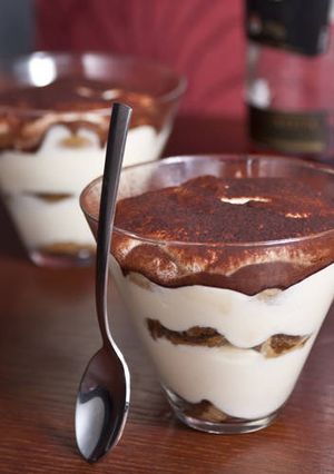 O poză a rețetei Tiramisu la pahar.