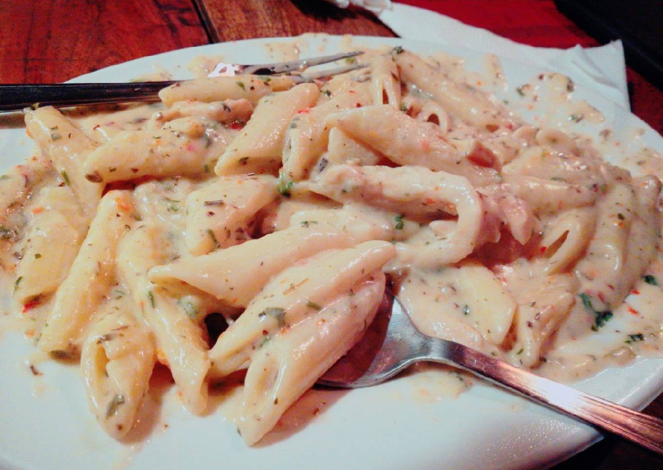 Pena paste with white sauce