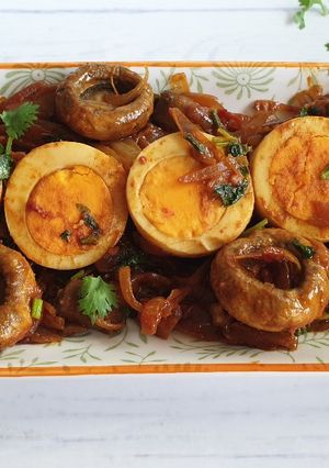 A picture of Mushroom and Egg roast.