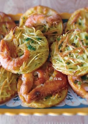 Hình của món Bánh KHOAI LANG chiên tôm.