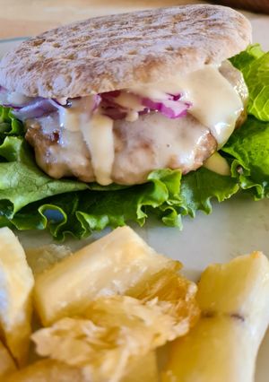 Una foto de Hamburguesa de cerdo como si fuera un bocadillo cubano