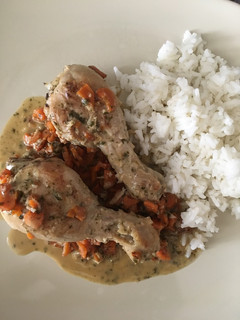 Una foto de Pollo al ajillo