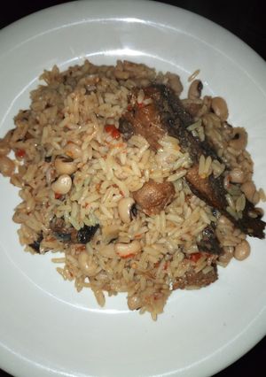 A picture of Jallop rice an beans.