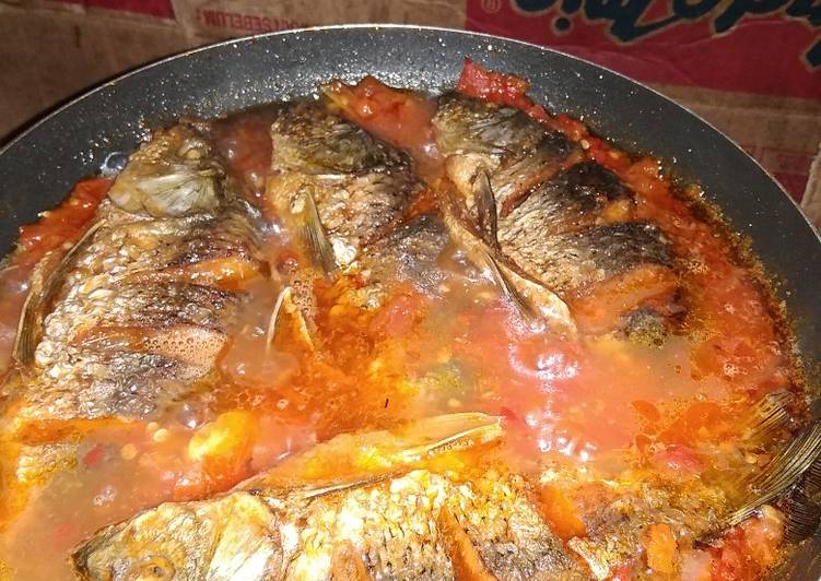 Bumbu Membuat Ikan mas bumbu merah Lezat