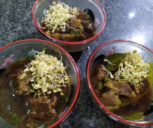 Praktis, Menyajikan Rawon Daging Sapi 😋 Nikmat Lezat