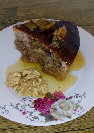 Una foto de Torta de nueces y frutas mixtas