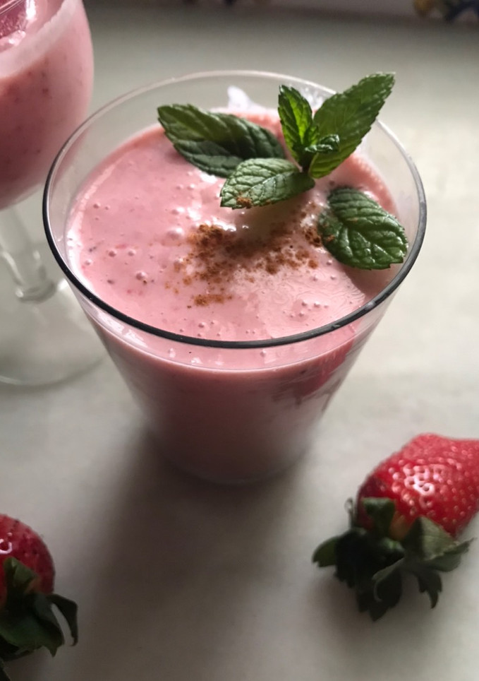 Una foto de Batido de fresas, sin azúcar!!