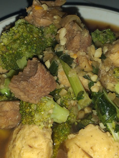 Foto resep Bakso ayam tumis brokoli