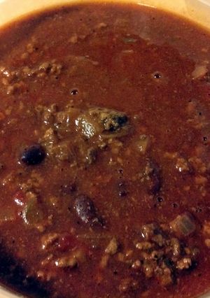 A picture of Denny's Mexican Chili Large Party Size.
