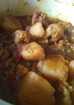 A picture of Cauliflower curry.