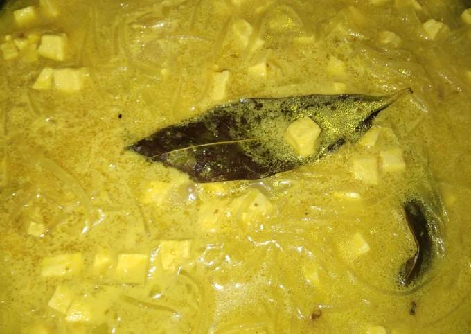 Langkah Mudah untuk Membuat Sayur santan pepaya dan tahu, Lezat Sekali