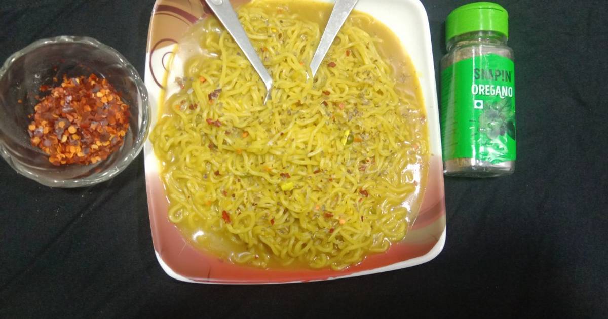 Chillly garlic maggi Recipe by Zankhna Gori Cookpad