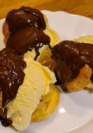 Une photo de Profiteroles