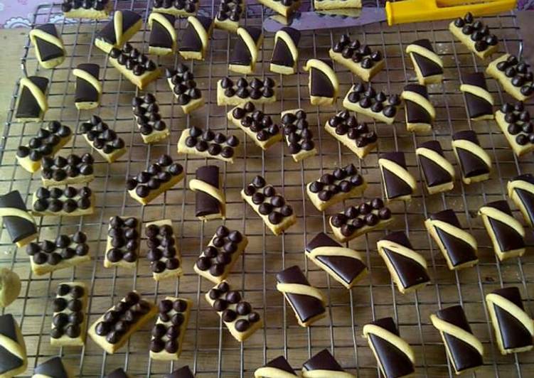 Chocolate Stick Cookies