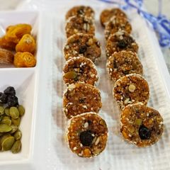 A picture of Til seeds dry karjoor Dryfruits chikki.