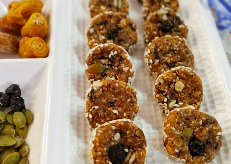 Simple Way to Make Favorite Til seeds dry karjoor Dryfruits chikki