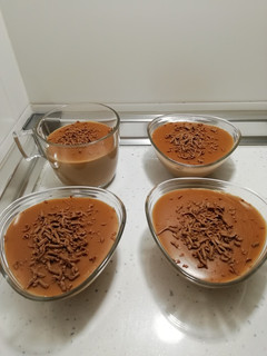 Una foto de Flan rápido de chocolate
